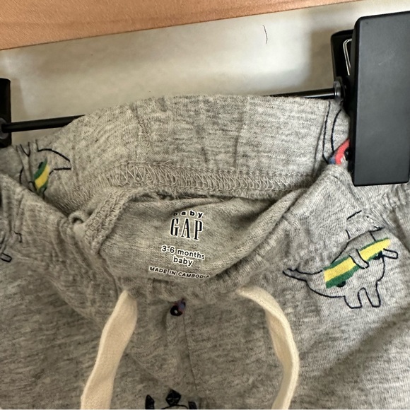 Baby GAP Matching Set - Picture 7 of 7